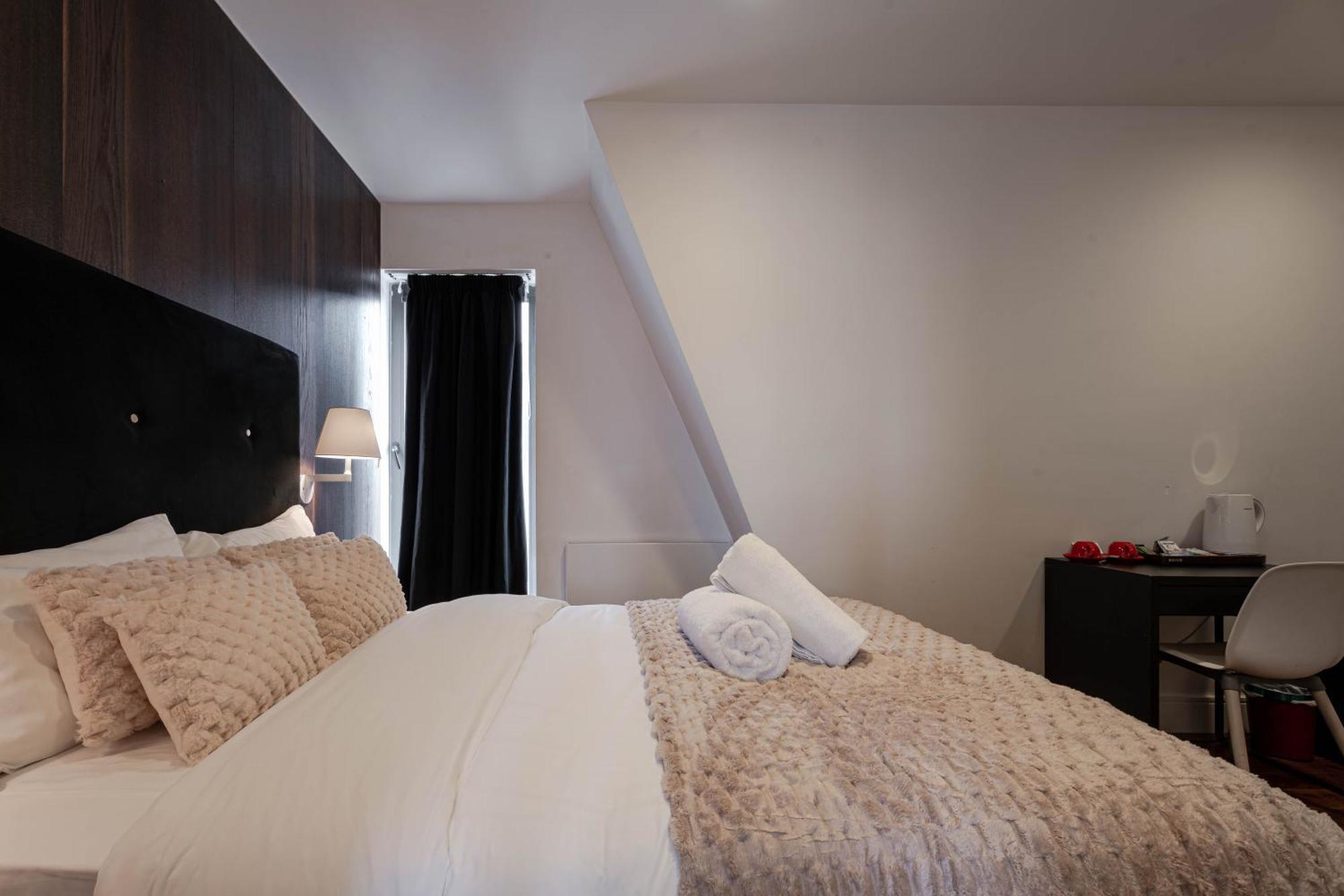 The Whitechapel Hotel Londen Buitenkant foto