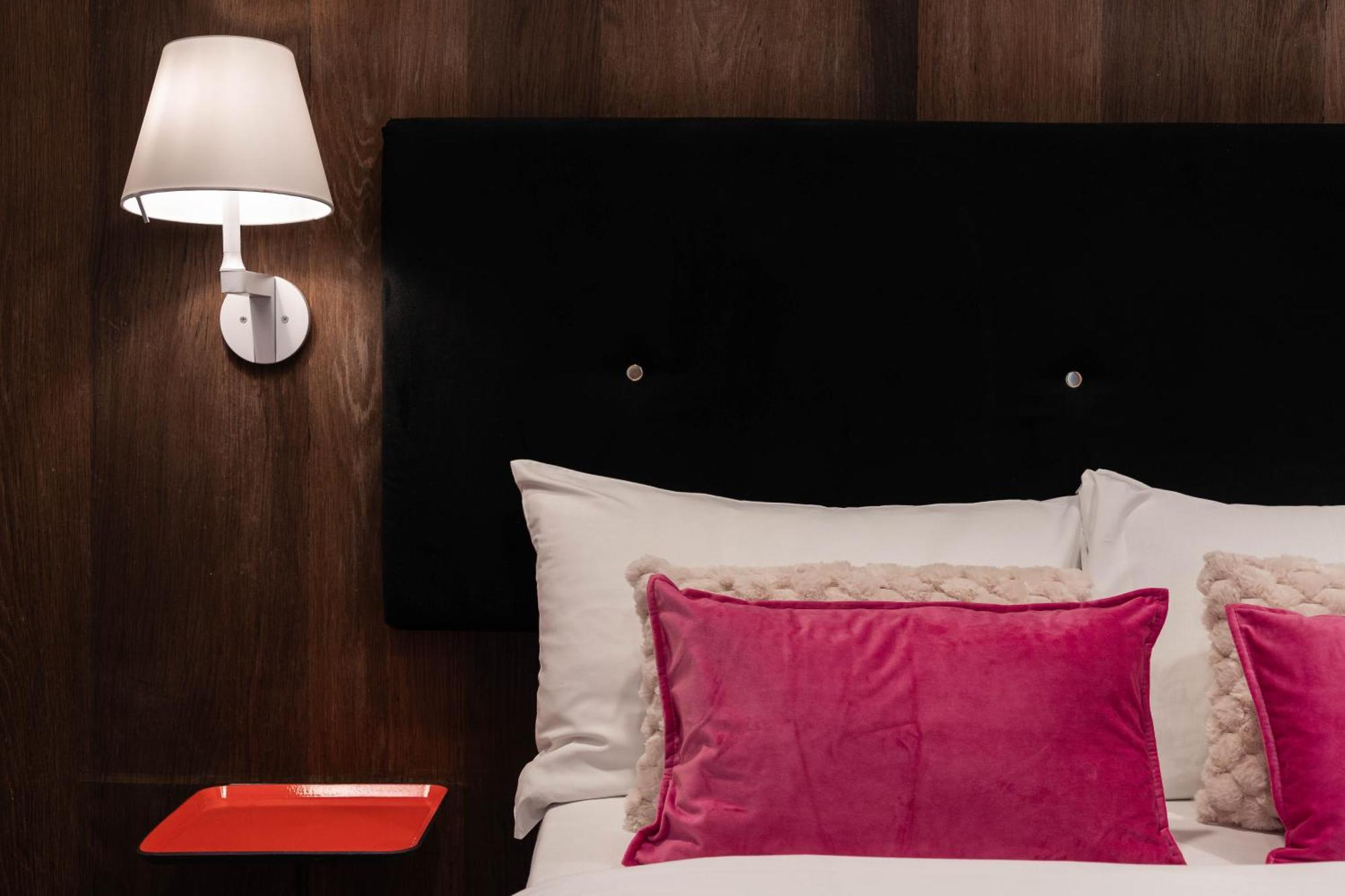 The Whitechapel Hotel Londen Buitenkant foto