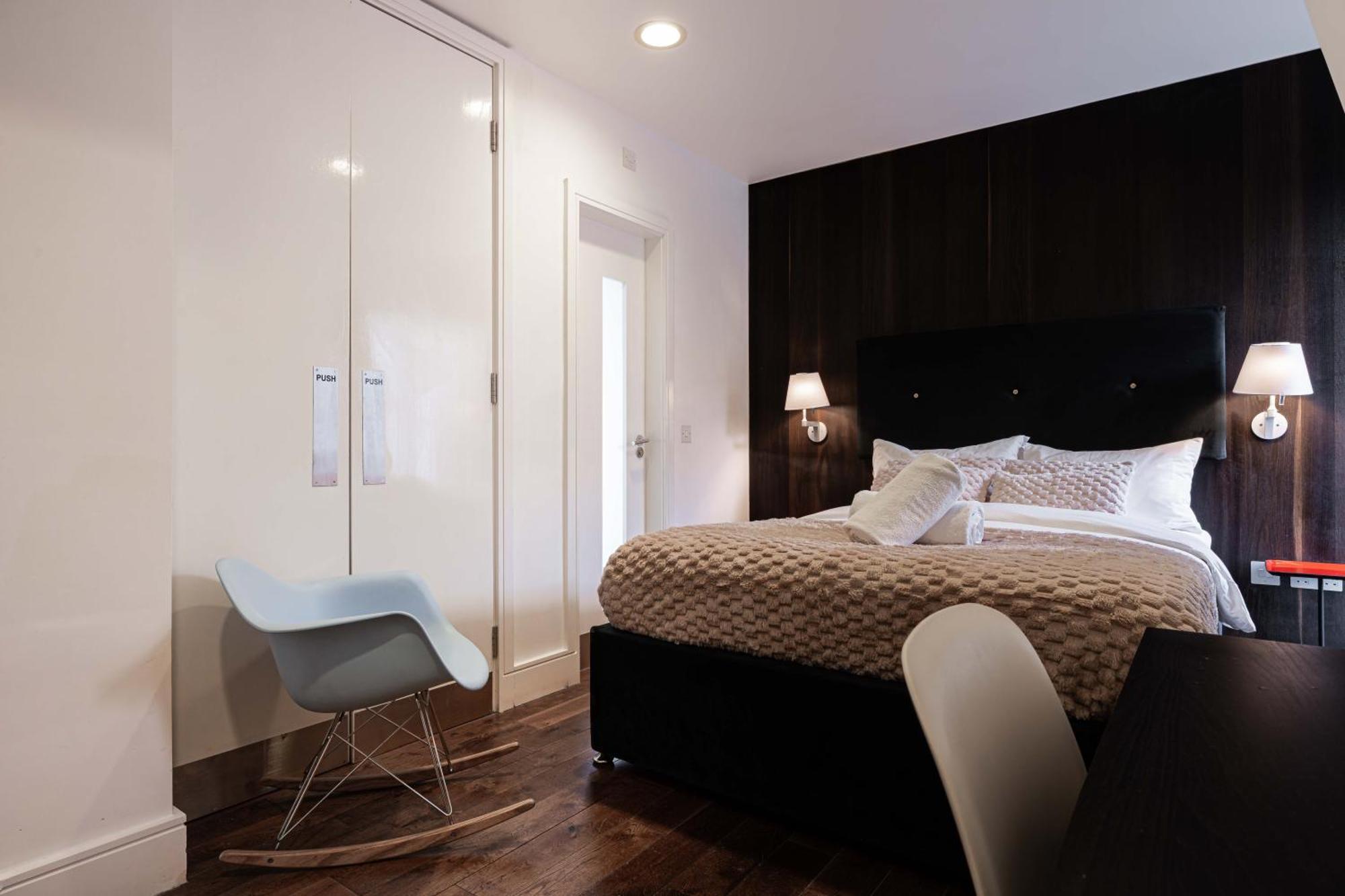 The Whitechapel Hotel Londen Buitenkant foto